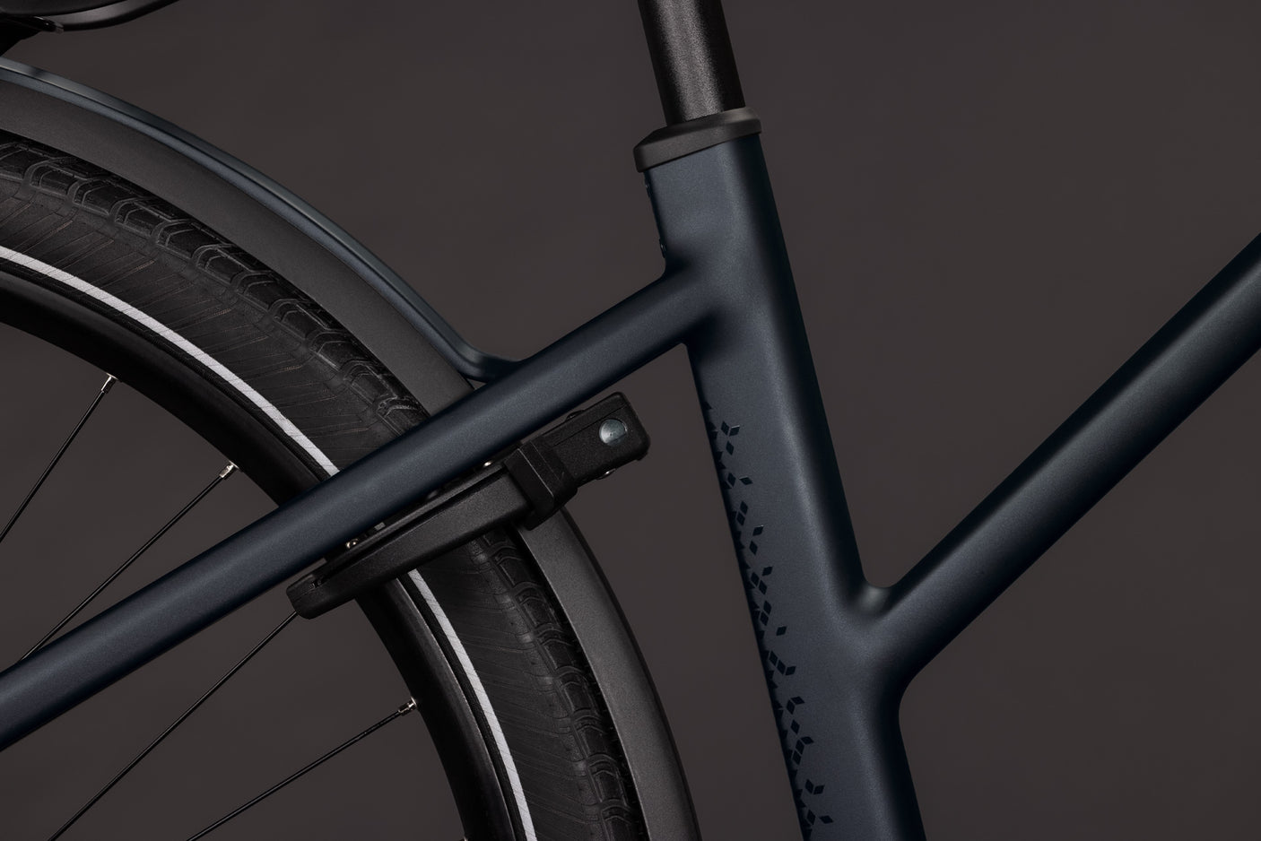 Cube Kathmandu Hybrid Pro 800 Trapez coal´n´black (2027)