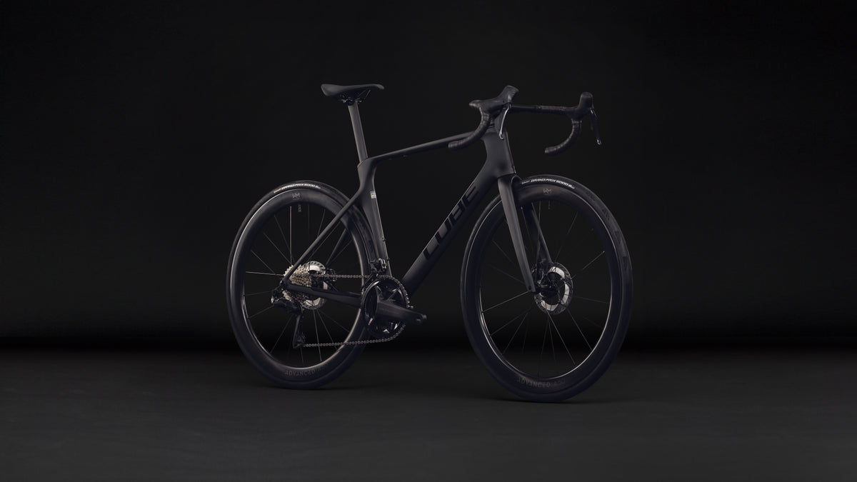 Cube Agree C:62 Pro  carbon´n´black (2027)