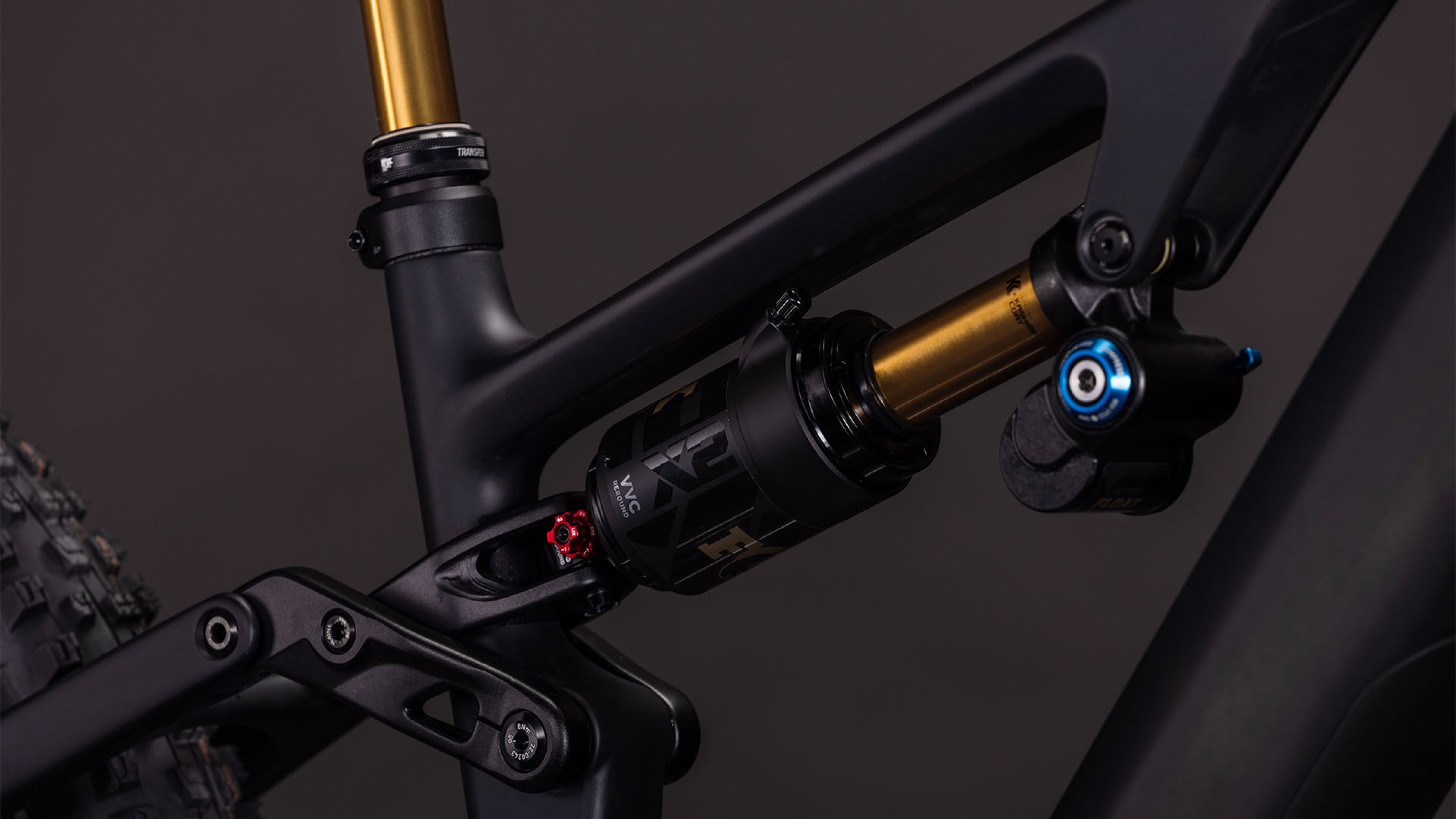 Cube AMS Hybrid ONE77 C:62 AT 600X  carbon´n´gold (2026)