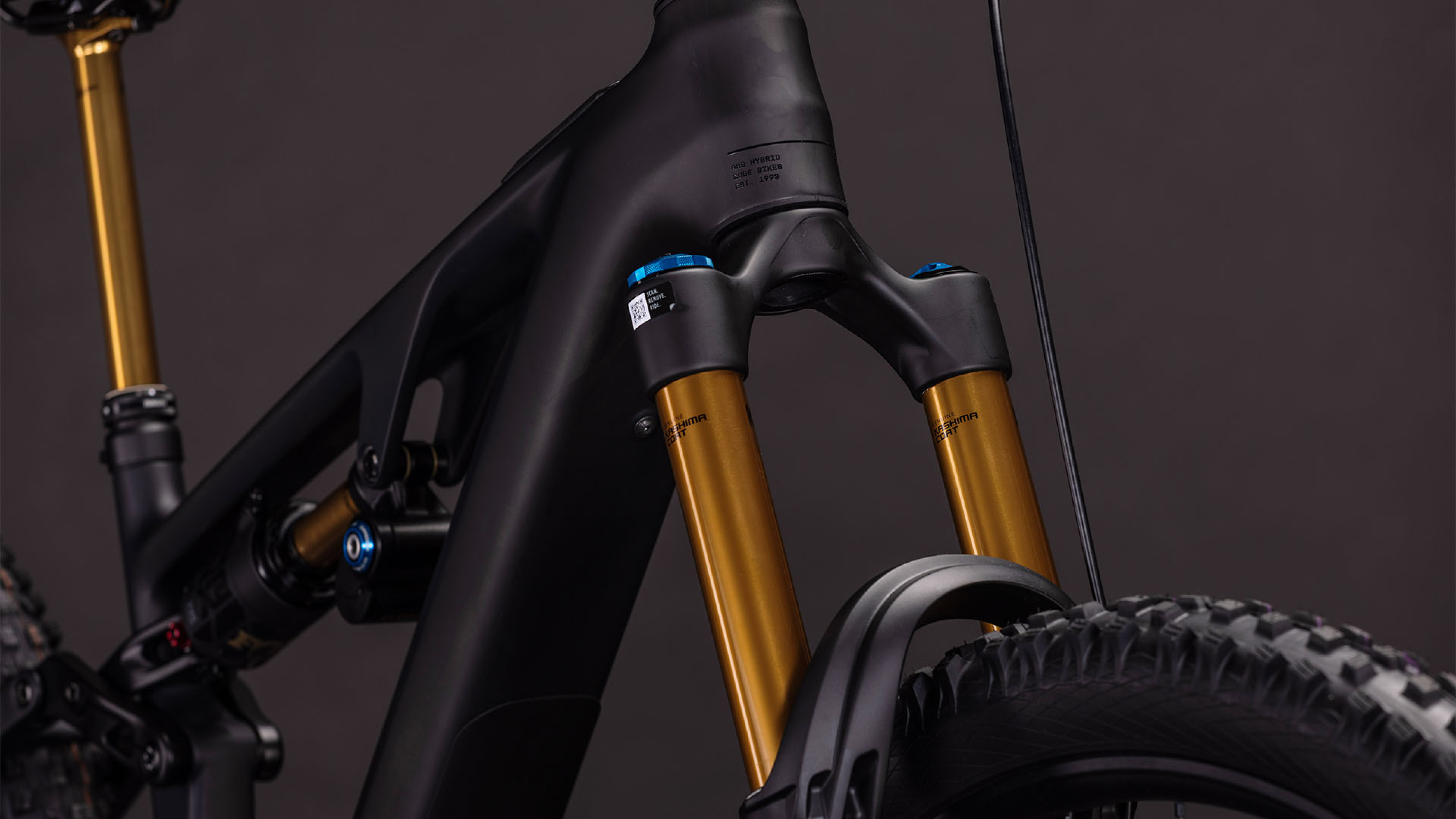 Cube AMS Hybrid ONE77 C:62 AT 600X  carbon´n´gold (2026)