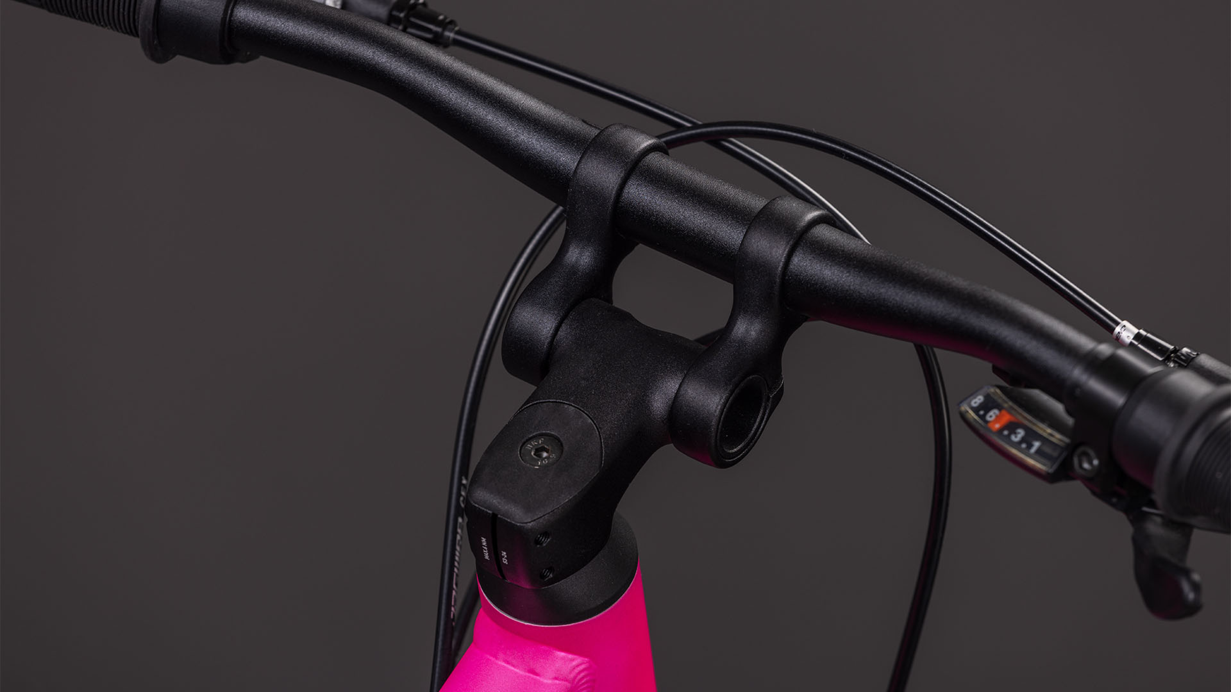 Cube Numove 200 fucsia´n´plum (2026)