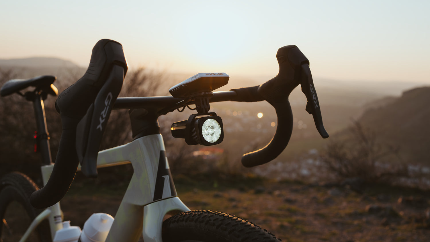 Sigma AURA 120 LINK Frontlicht