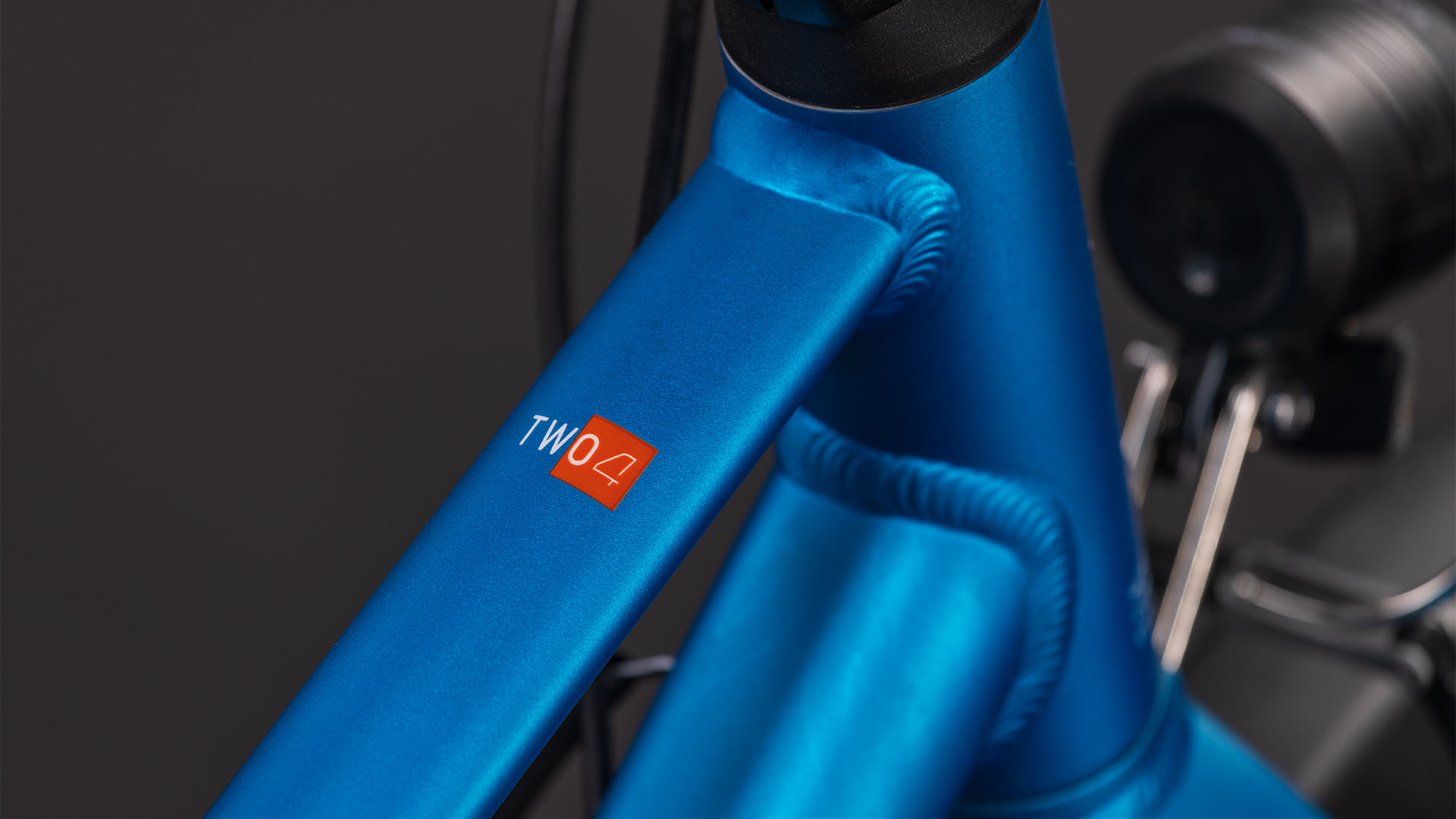 Cube Numove 240 FE  topasblue´n´nebula (2027)