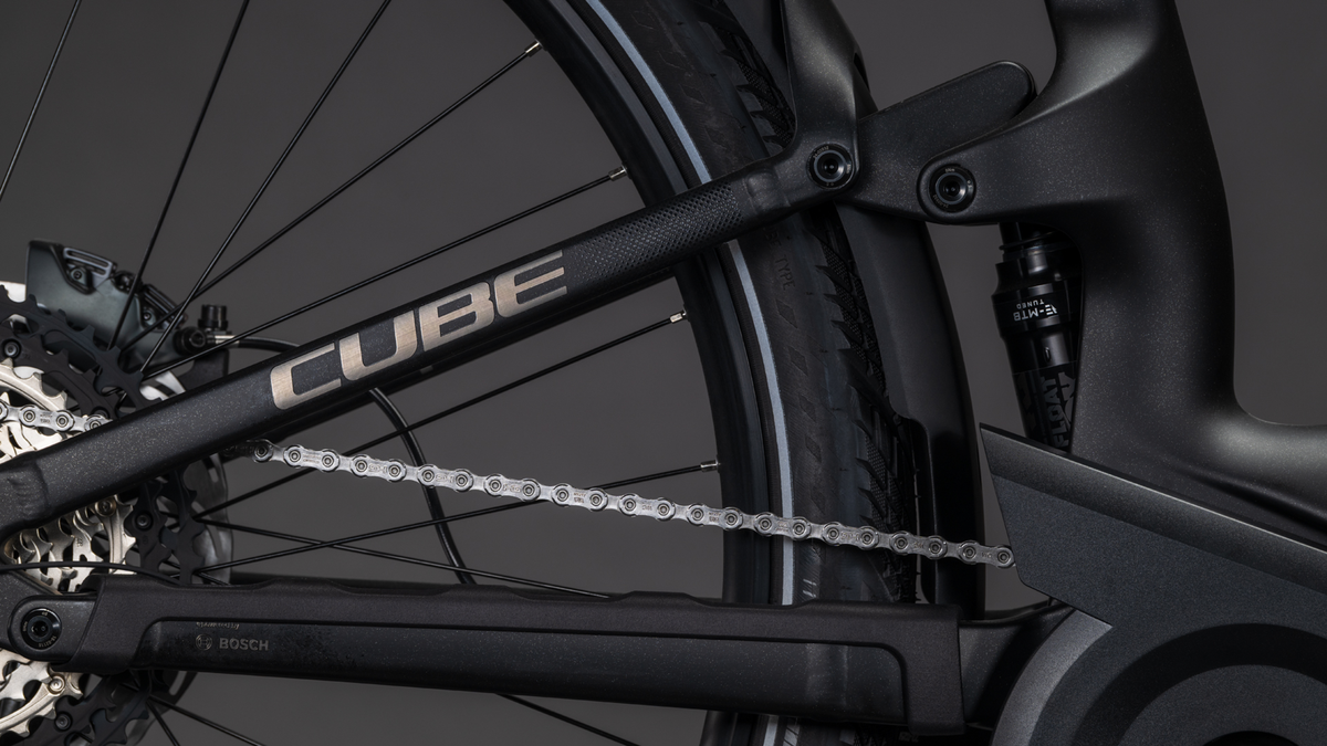 Cube Kathmandu Hybrid ONE11 HPC SLT 800 Easy Entry carbon´n´silverdust (2026)