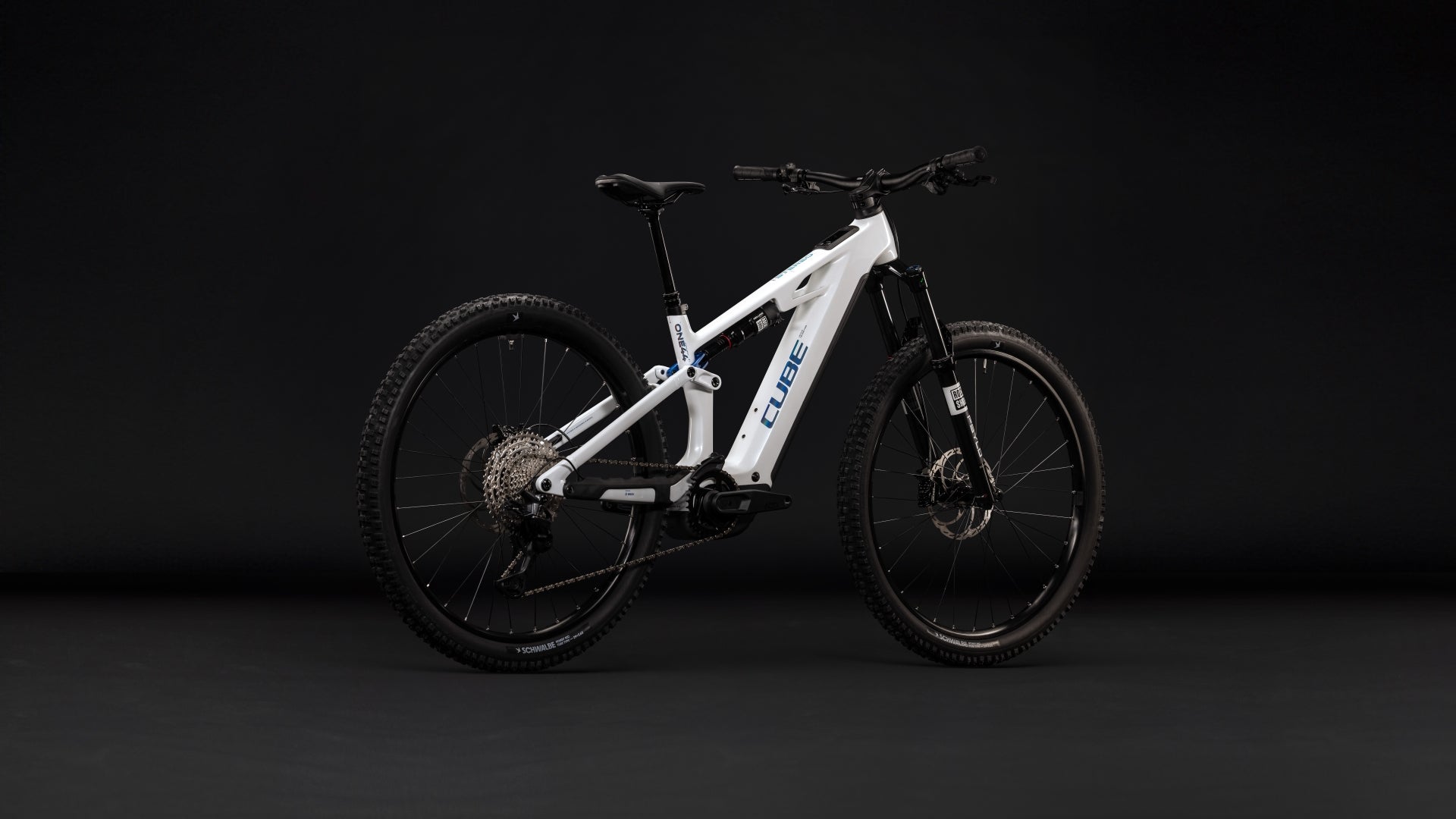 Cube Stereo Hybrid ONE44 HPC Pro 800  metallicwhite´n´blue (2027)