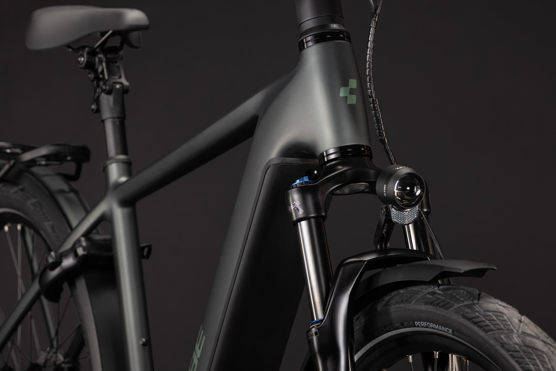 Cube Kathmandu Hybrid Deluxe Pro 800 Diamant blackforest´n´chrome (2027)